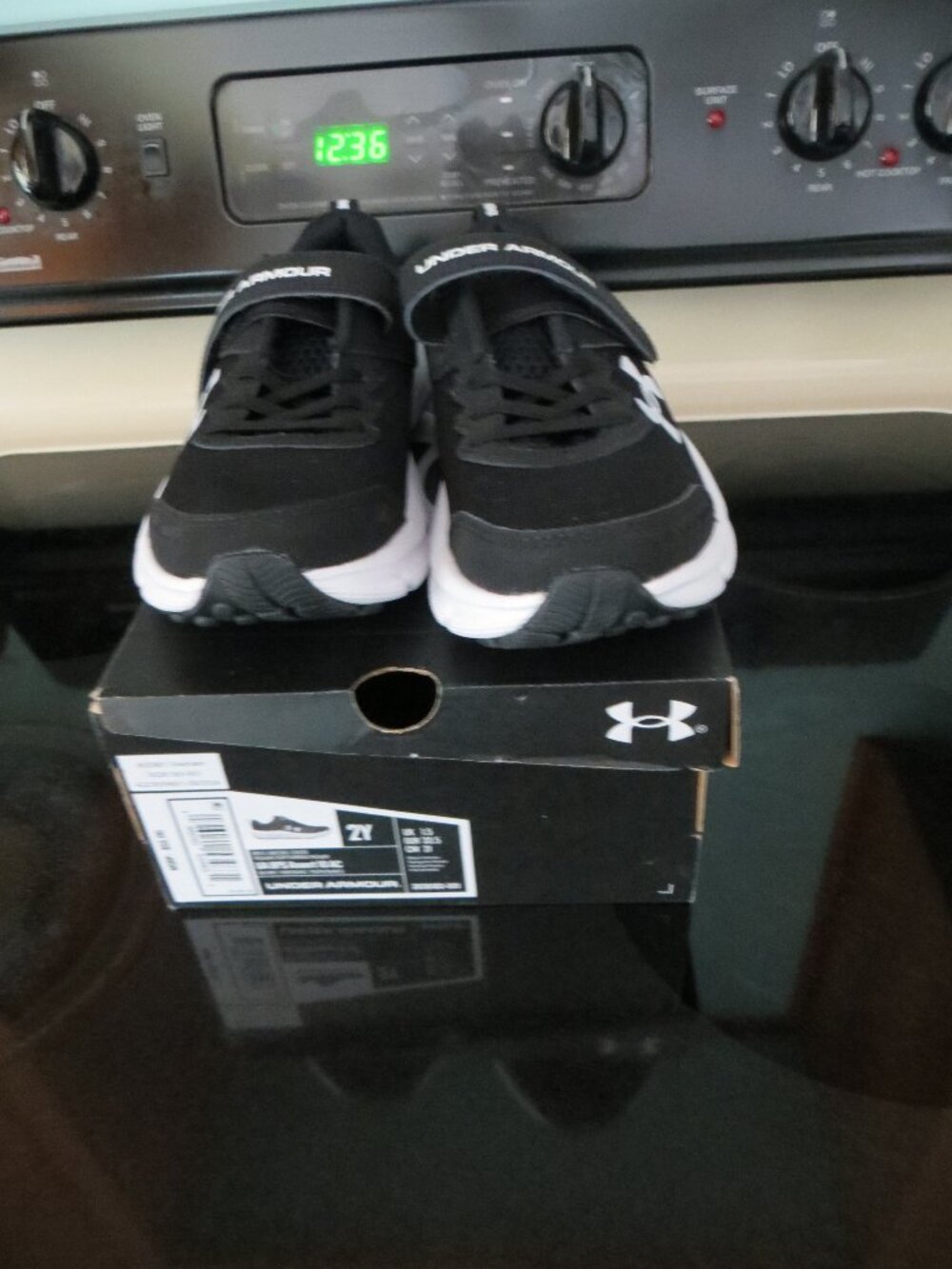 Boy's Under Armour BPS Assert 10 AC Sneakers
